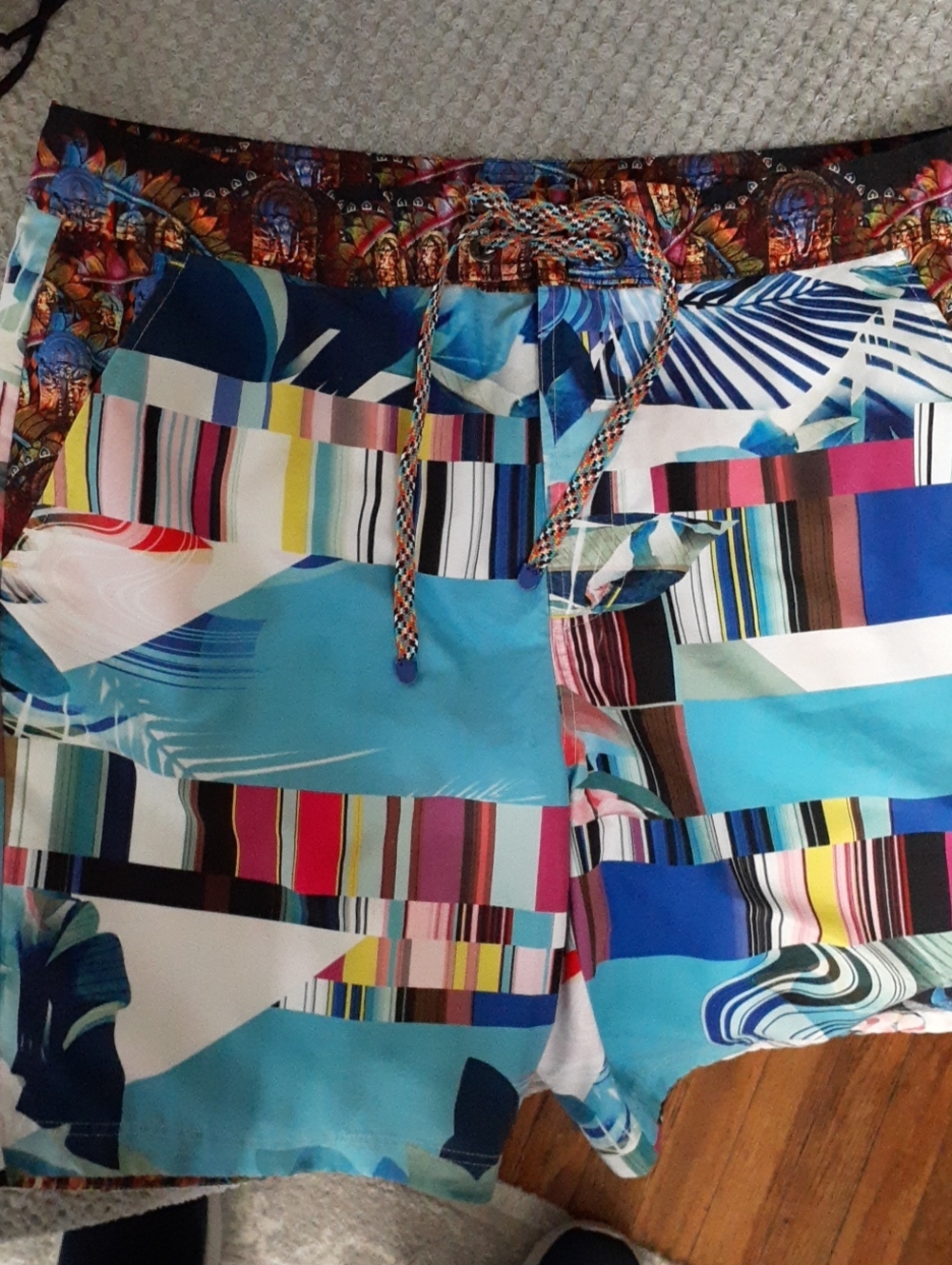 Robert Graham Surf Trunks Size 38